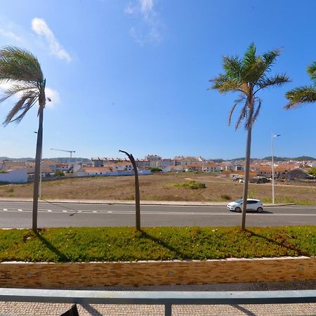 Pebble - 1 Bedroom Apartment Sleeps 5 With Pool & Tennis Court Sao Martinho do Porto Ngoại thất bức ảnh