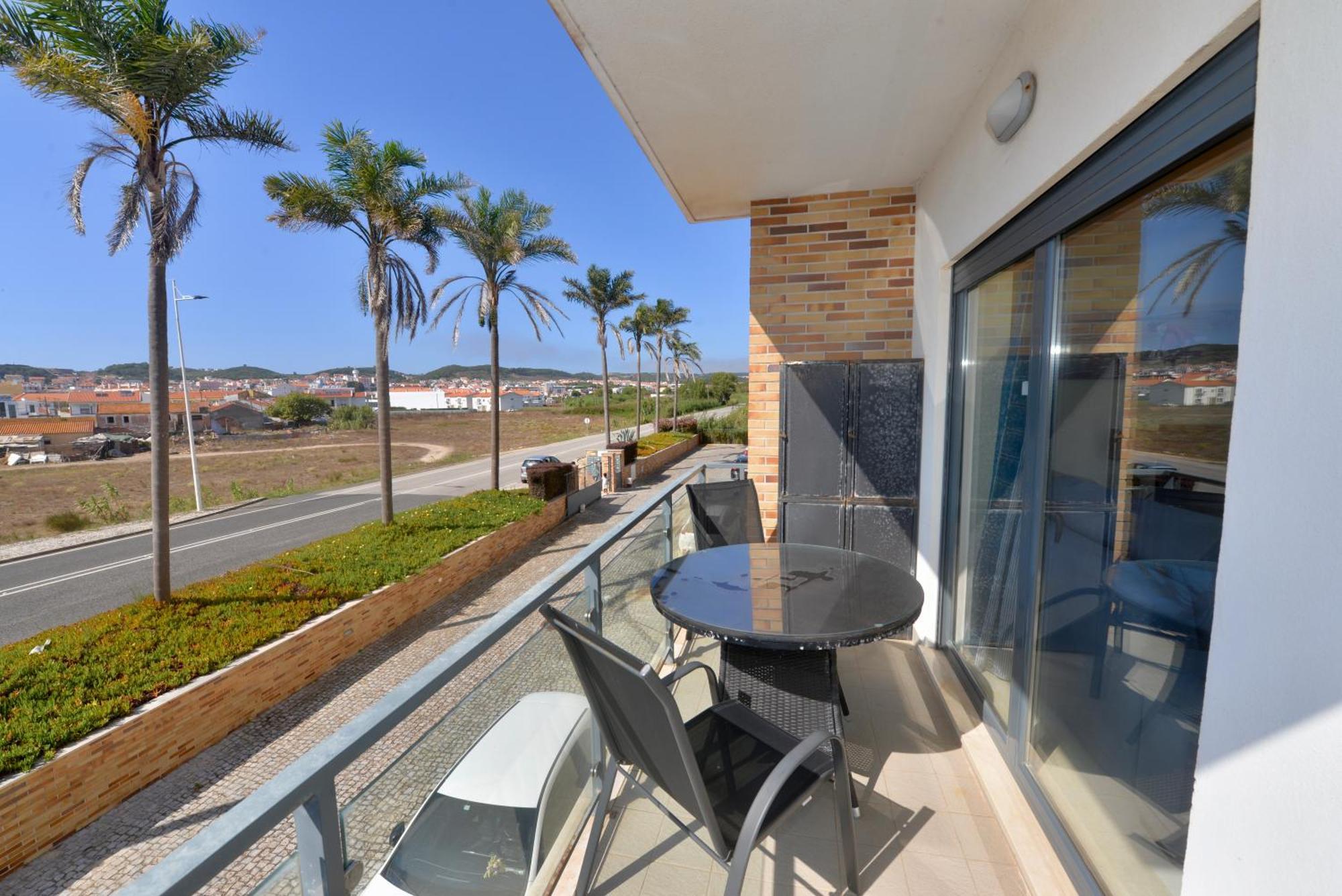 Pebble - 1 Bedroom Apartment Sleeps 5 With Pool & Tennis Court Sao Martinho do Porto Ngoại thất bức ảnh