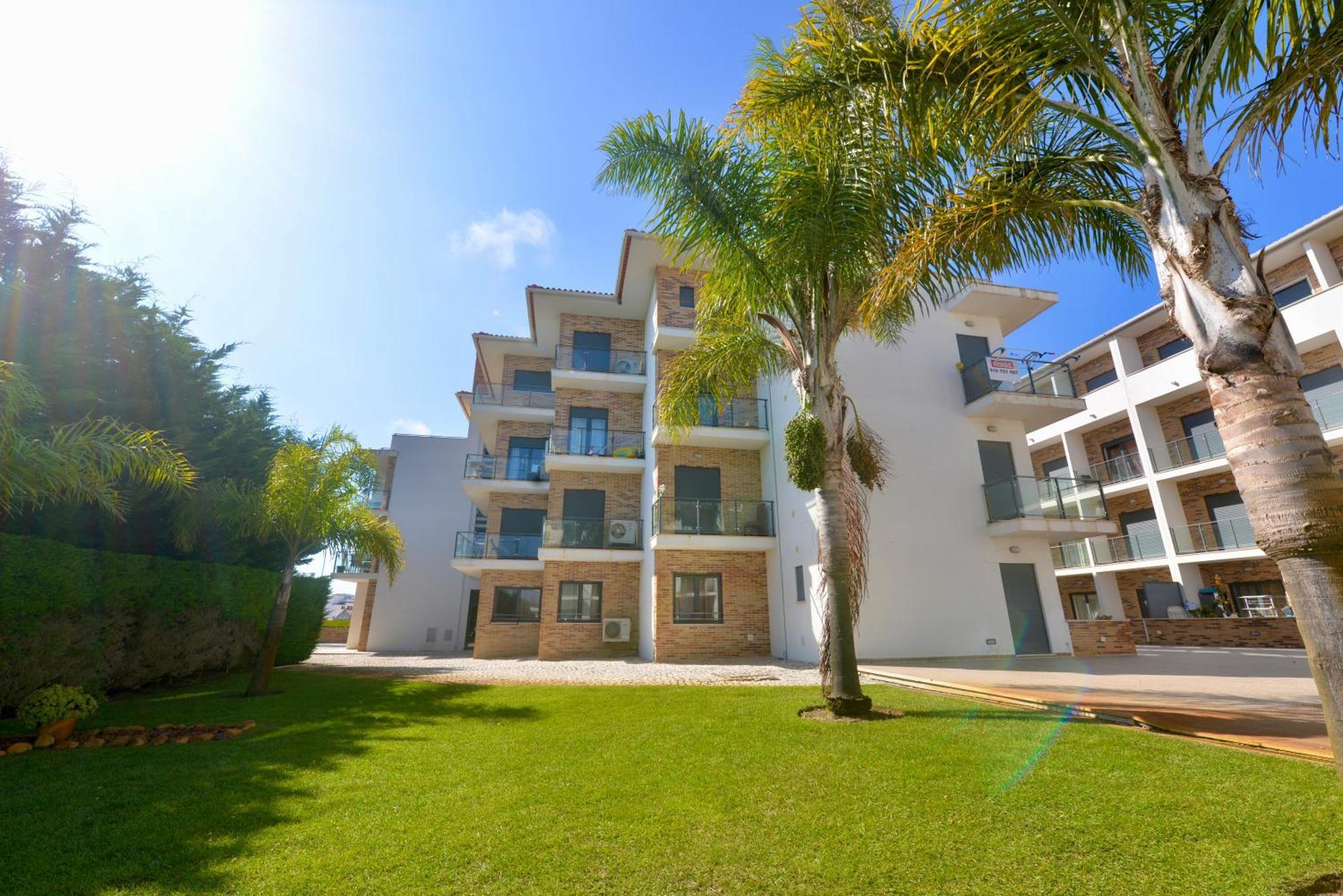 Pebble - 1 Bedroom Apartment Sleeps 5 With Pool & Tennis Court Sao Martinho do Porto Ngoại thất bức ảnh