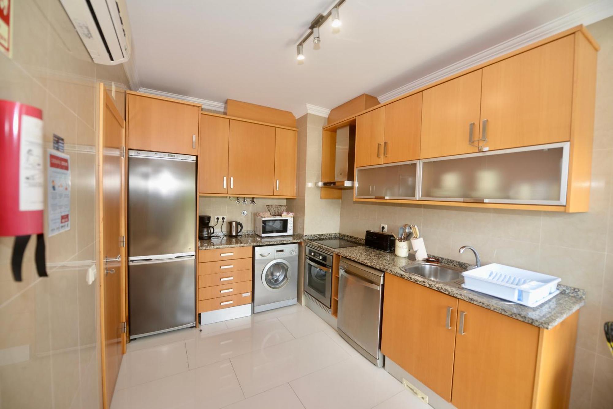 Pebble - 1 Bedroom Apartment Sleeps 5 With Pool & Tennis Court Sao Martinho do Porto Ngoại thất bức ảnh