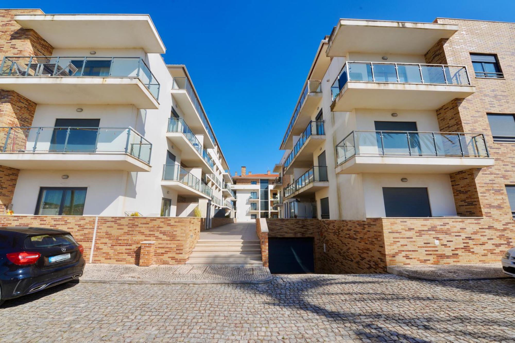 Pebble - 1 Bedroom Apartment Sleeps 5 With Pool & Tennis Court Sao Martinho do Porto Ngoại thất bức ảnh